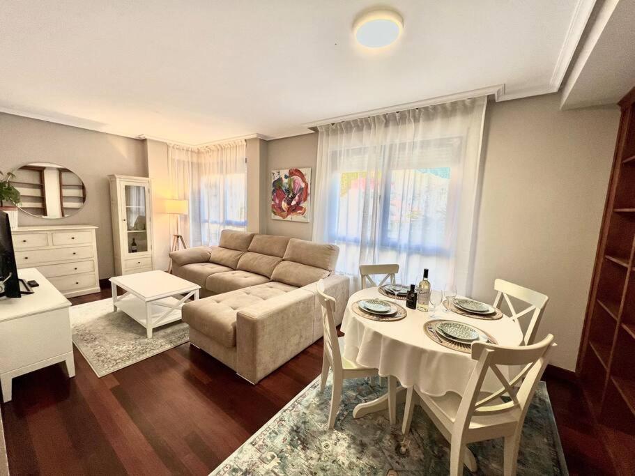 Apartamento Somocuevas เลียนเกรส ภายนอก รูปภาพ