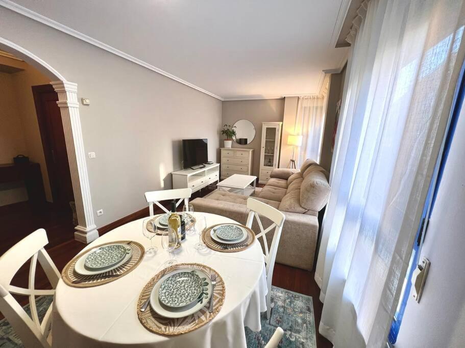 Apartamento Somocuevas เลียนเกรส ภายนอก รูปภาพ